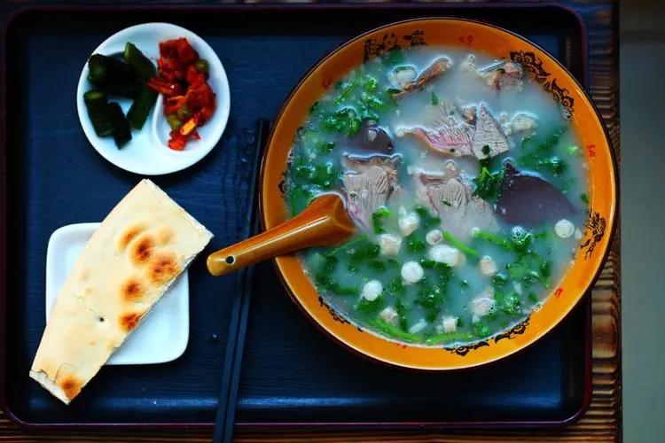 山东莒县特色美食-羊肉汤